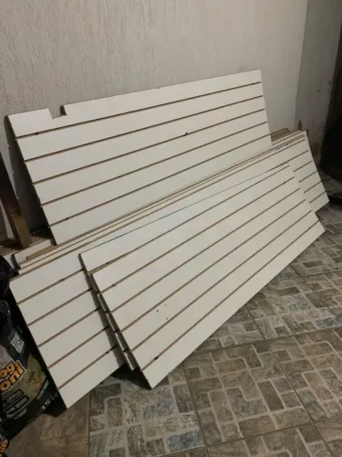 Painel canaletado