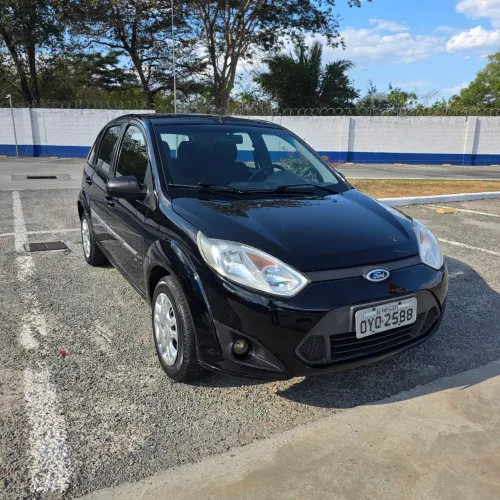 Ford Fiesta SE 1.6 8V Flex 5P 2014