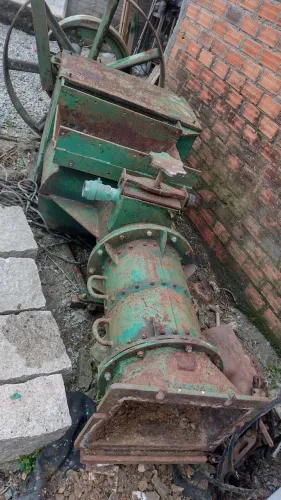 Máquina para fábricar tijolos