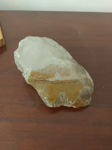 Cristal de Quartzo Bruto Natural com Iridescência (Arco-Íris) - 1,08 kg