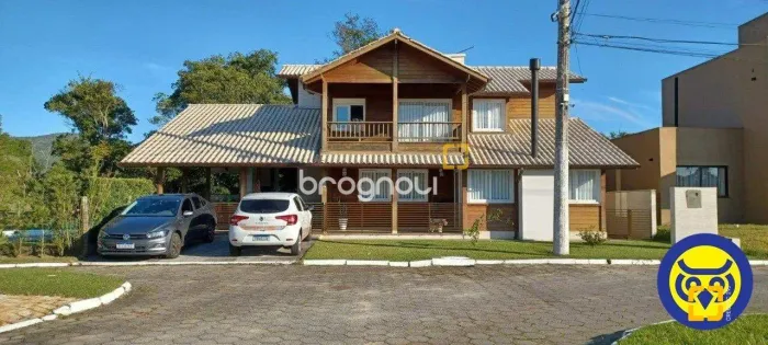 Casa - à venda com 3 dormitórios, sendo 2 suítes, piscina, churrasqueira - venda - Vargem