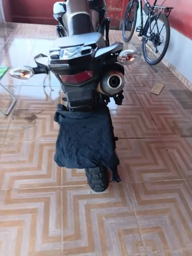 Vendo Broz 160 sem detalhes nova nova