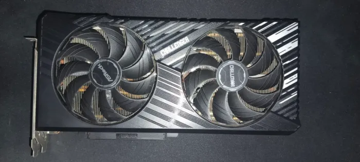 Placa de vídeo 7700XT