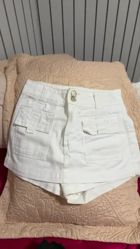 shorts saia jeans branco