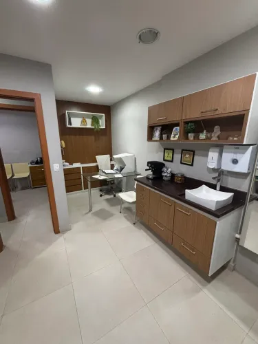 Sala comercial na Praia da Costa 