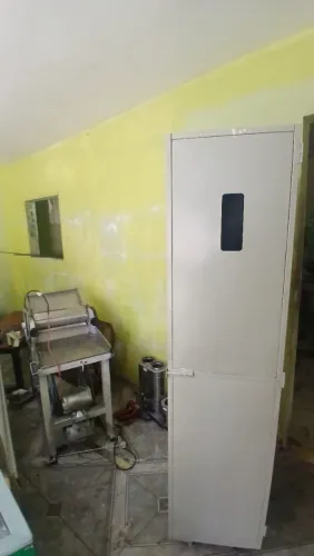 Armário de aço para pães