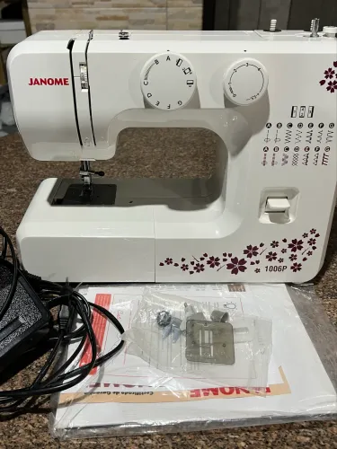 Máquina de costura Janome