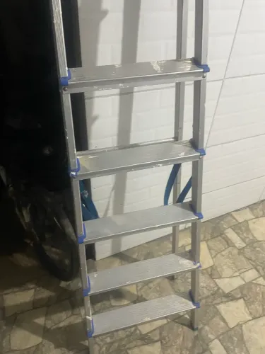 Escada alumínio 7graus