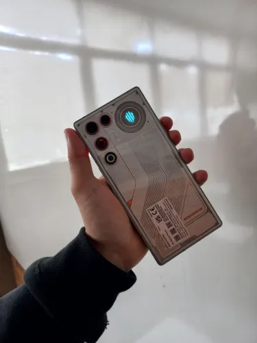 Celular gamer REDMAGIC 11 AIR 