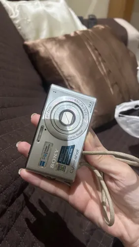Câmera Sony Cyber-Shot 14.1 MP