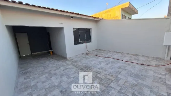 Locação - Casa - Residencial Vale das Nogueiras - Americana - SP