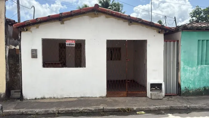 Vendo ou troco esta casa,em monte alegre.