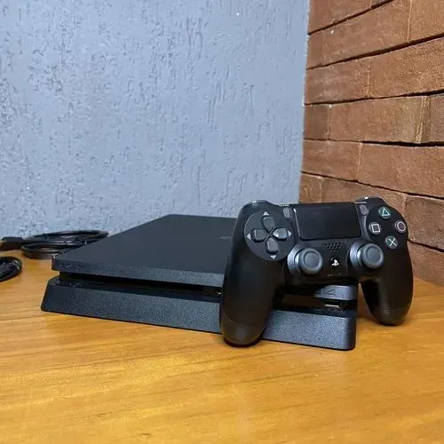 VENDO PS4. POUCO. USO.