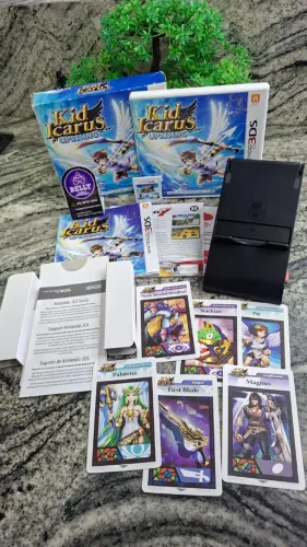 KID ICARUS UPRISING - 3DS - ORIGINAL COM LUVA E SUPORTE