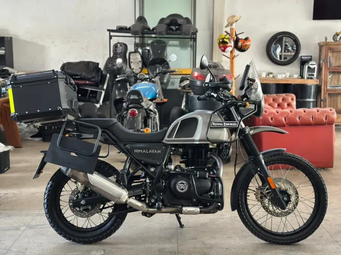 Royal Enfield Himalayan 411 2021