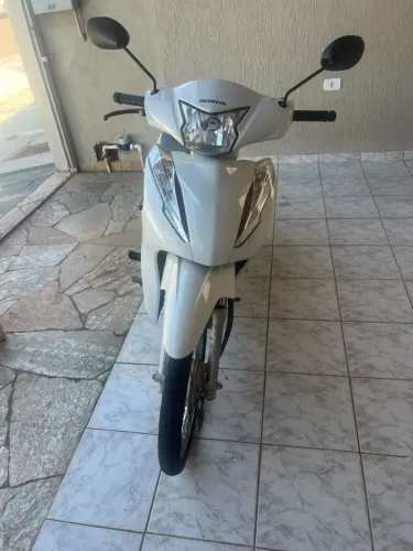 Biz 110i abaixo fipe pra sair logo, baixo KM  29.110 km
