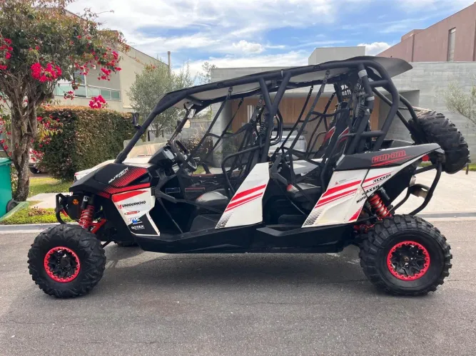 UTV Maverick CAM AM 4 Lugares