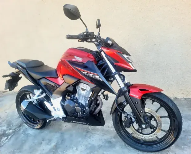 HONDA TWISTER 300 - FAÇO NA PROMISSORIA