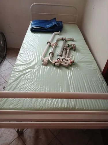 Cama hospitalar 
