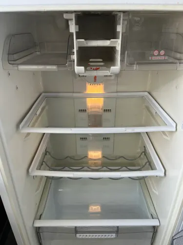 Geladeira Frost Free