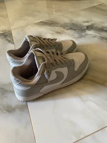 Vende-se sapato da Nike dunk low cinza