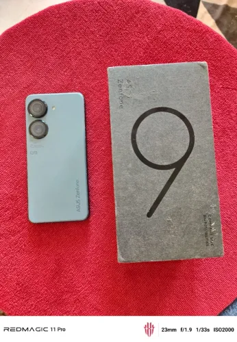 Zenfone 9
