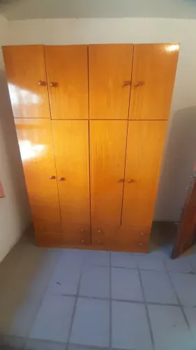 Vendo urgente Guarda roupas