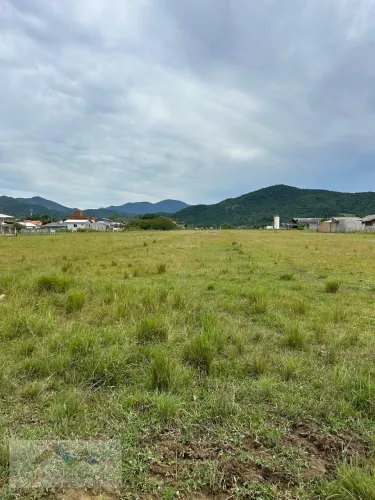 Área à venda em Penha, Paulo Lopes, por R$ 4.600.000. Oportunidade única para investir ou