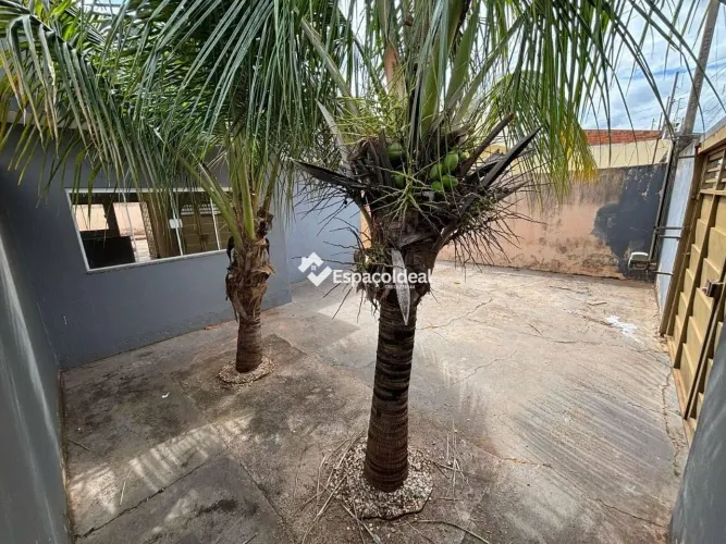 Casa com 2 dormitórios à venda, 160 m² por R$ 210.000 - Parque Pampulha - Agudos/SP