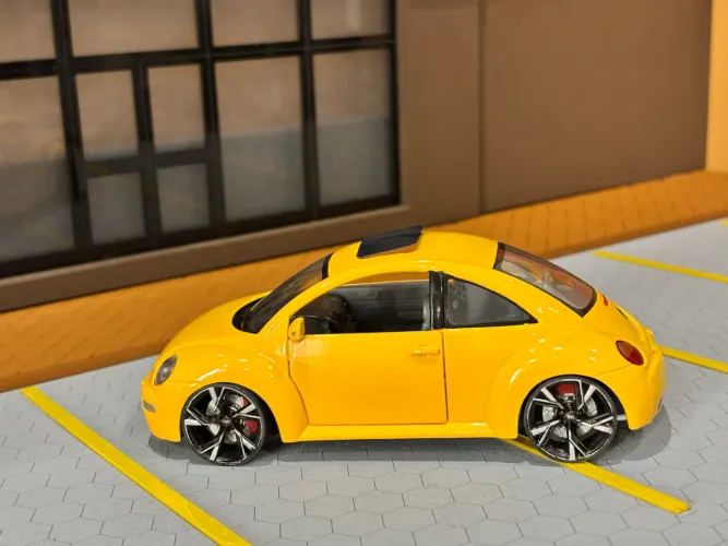 Miniatura VW New Beetle 1/24 Kinsmart Customizado