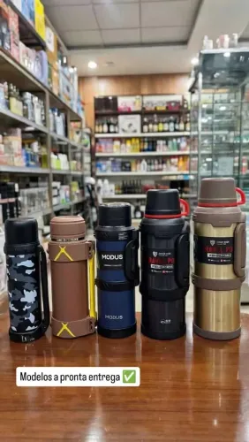 Garrafas térmicas de pescaria a vácuo