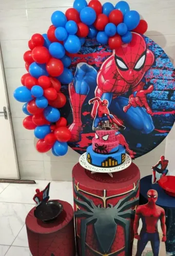 Acervo ?Pegue e Monte? Decoração de festa com peças criativas para locação de festas .