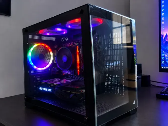 PC GAMER RTX 4060 Ti + RYZEN 5 5600 + 24GB RAM 26666Mhz + MONITOR 144Hz