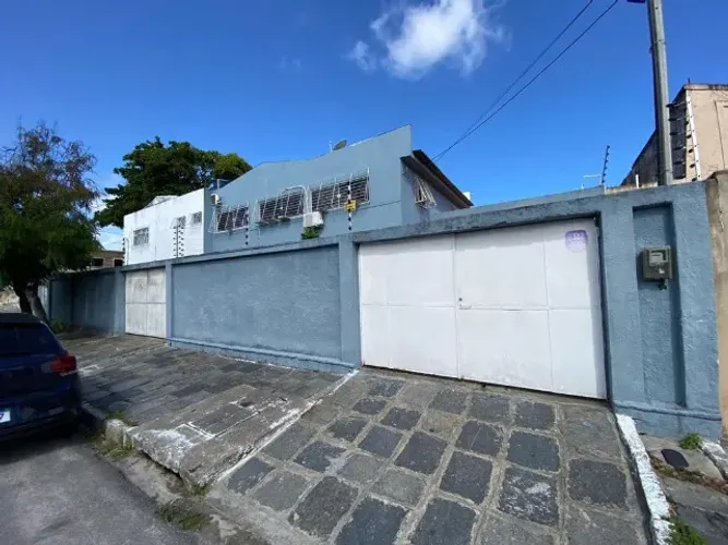 Excelente casa na imbiribeira - 10 metros da Avenida Mascarenhas de Morais