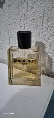 Perfume Burberry hero