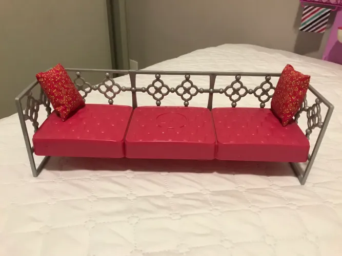 Sofá da Barbie