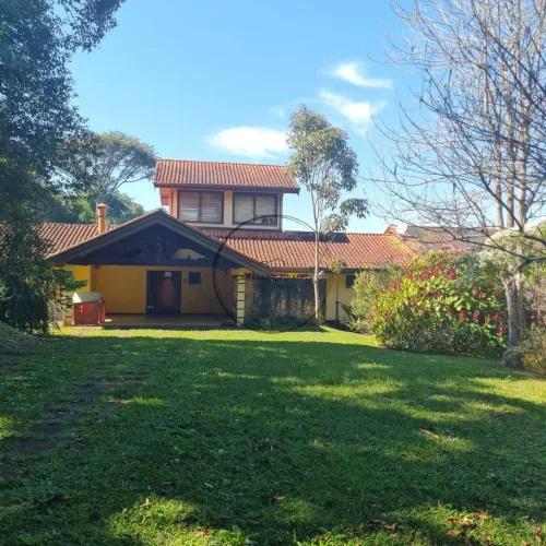 Sítio com acesso exclusivo para a represa à venda em Vargem