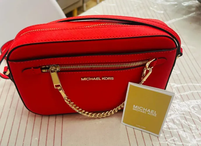 Tiracolo Michael Kors linda vermelha 