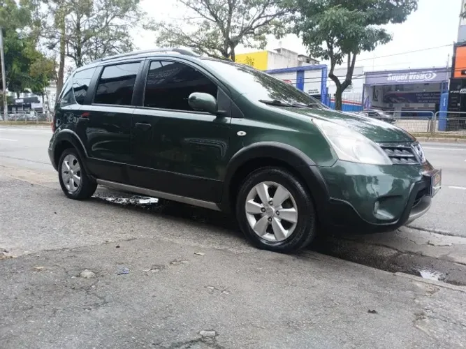Nissan Livina X-gear Sl/X-gear 1.8 Flex F. Aut. 2013