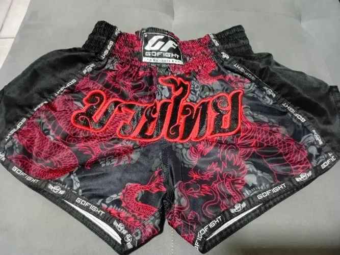 Short muay thai gofight tamanho m, usado uma única vez