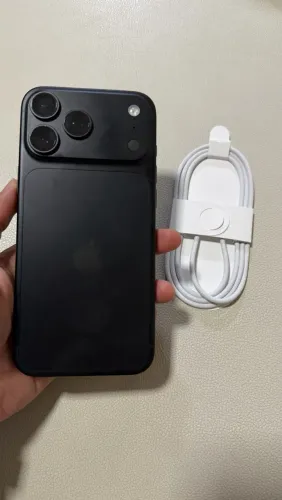 Vendo iPhone 18 pro max 256gb