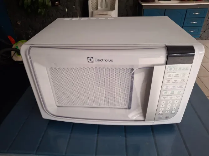 Micro-ondas Electrolux MEF41 31 Litros 127V