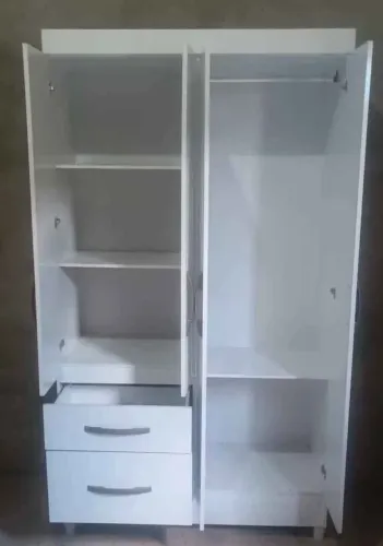 Estamos vendendo guarda-roupa urgente