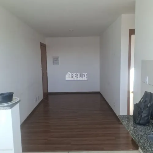 Apartamento com 2 Quarto(s) e 1 banheiro(s) para Alugar, 50 m² por R$ 1490 / Mês