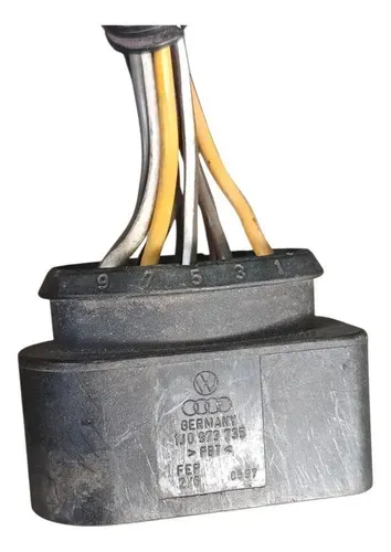 Plug Conector Chicote Farol Foco Duplo Vw Gol Golf Bora 2000