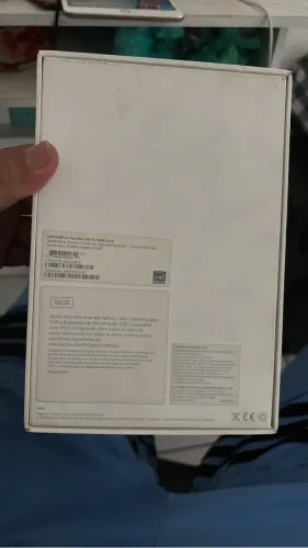 iPad 3 mini dourado
