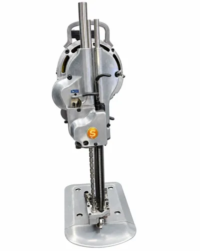 Máquina de corte singer 8?