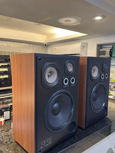 Par de Caixas de Som Polyvox Vox70 Restauradas e impecáveis!