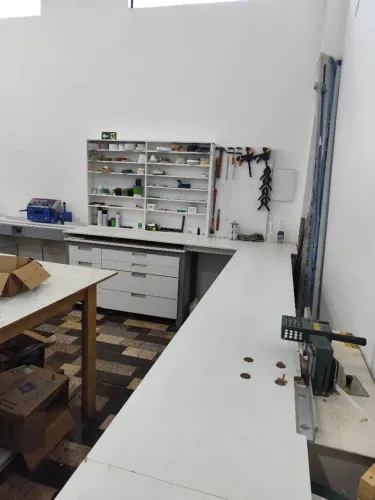 Vendo marcenaria completa com ponto na avenida