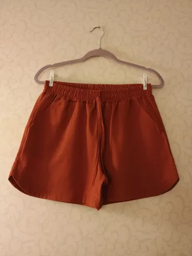 Short Terracota em Linho e Viscose - Cintura com Elástico - Tam. M